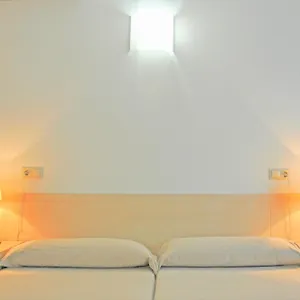 Residencia Universitaria Resa Sant Jordi , Tarragona Spanje