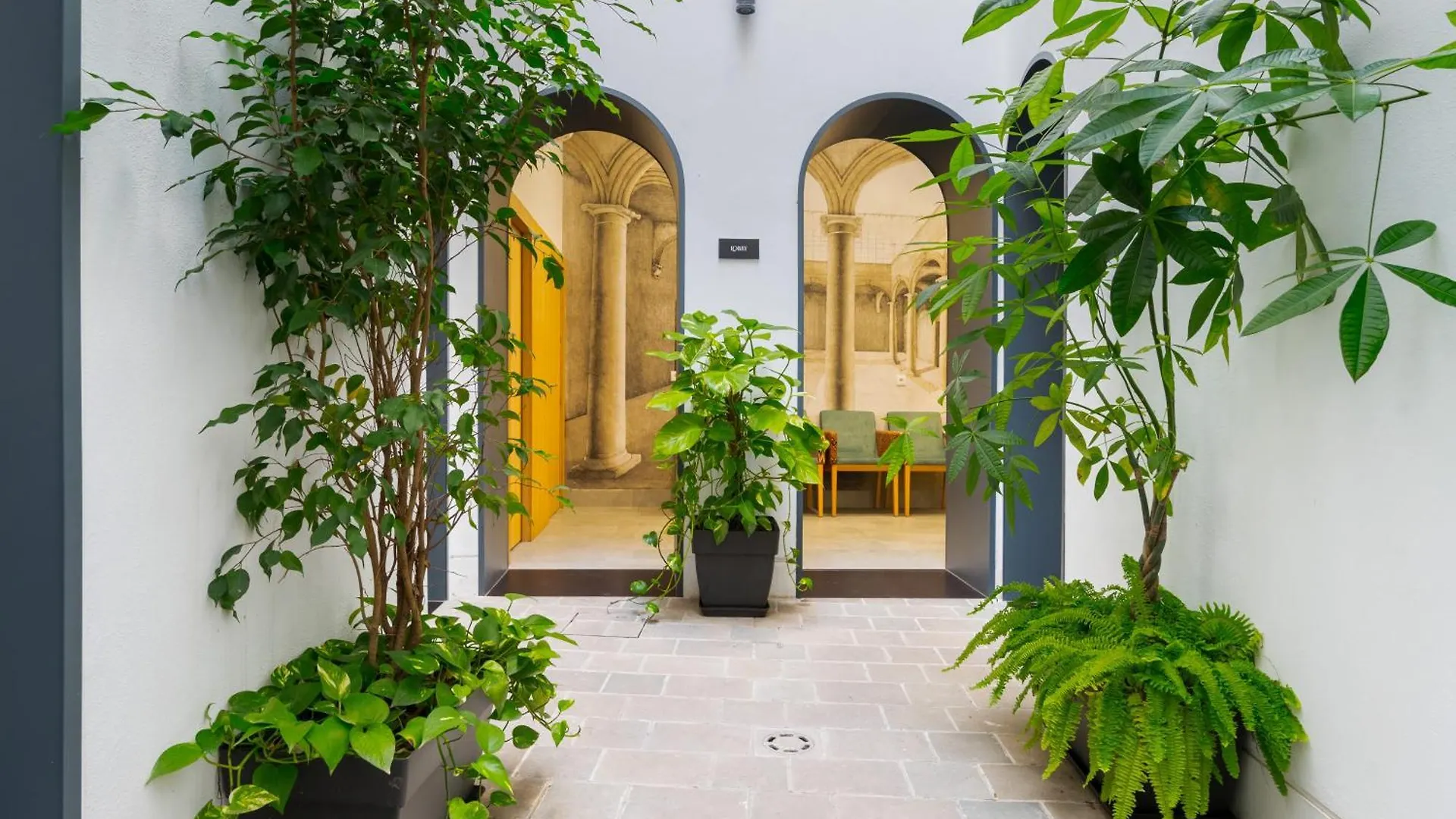 Hotel Posada De Los Venerables Seville Spain
